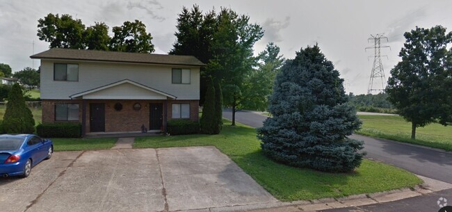 Building Photo - 101 Swan Dr