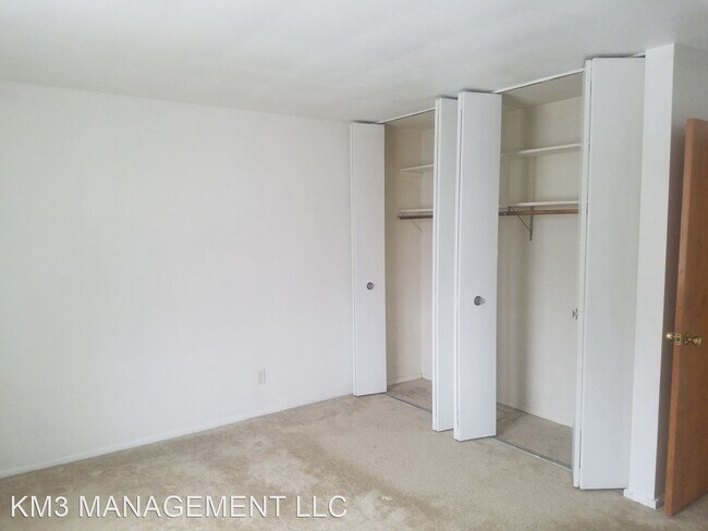 Building Photo - 1600 60th St