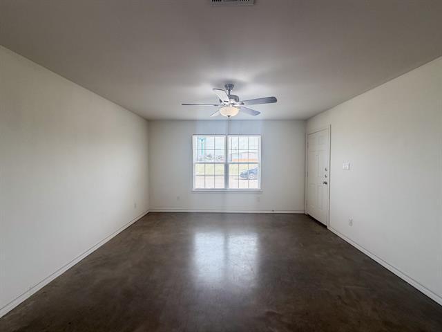 Foto del edificio - 1050 E Burnett St