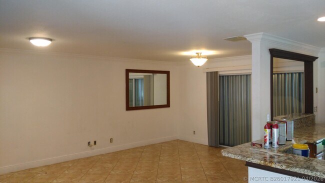 Foto del edificio - 8107 Big Pine Way