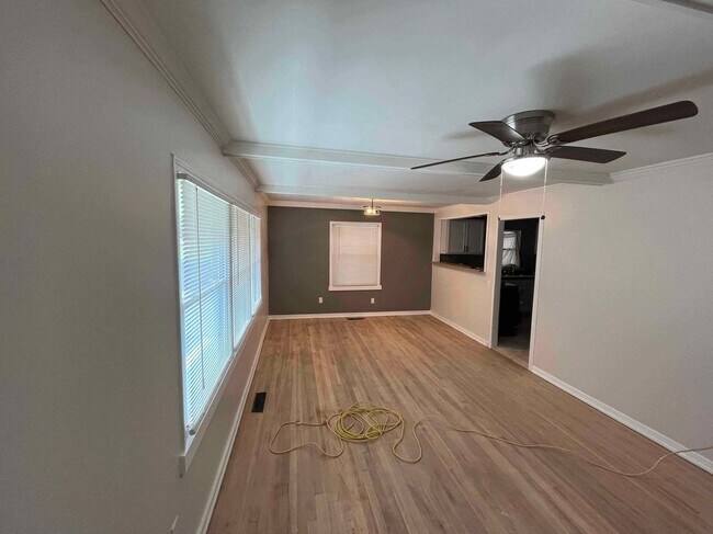 Foto del edificio - 1734 Cahoon St SW