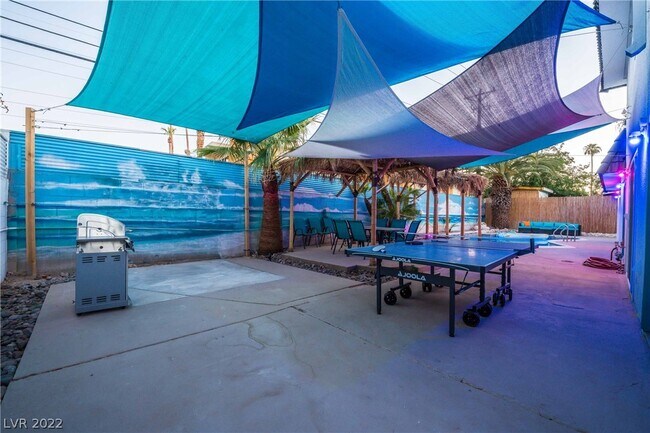 Foto del edificio - 1661 Sombrero Dr