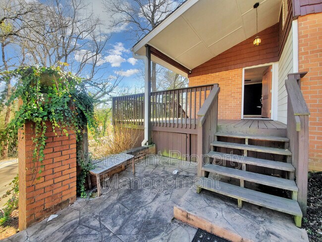 Foto del edificio - 263 Mohawk Dr