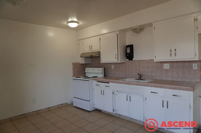Foto del edificio - 1500-1504 Owens Street
