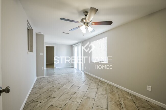 Foto del edificio - REDUCED!