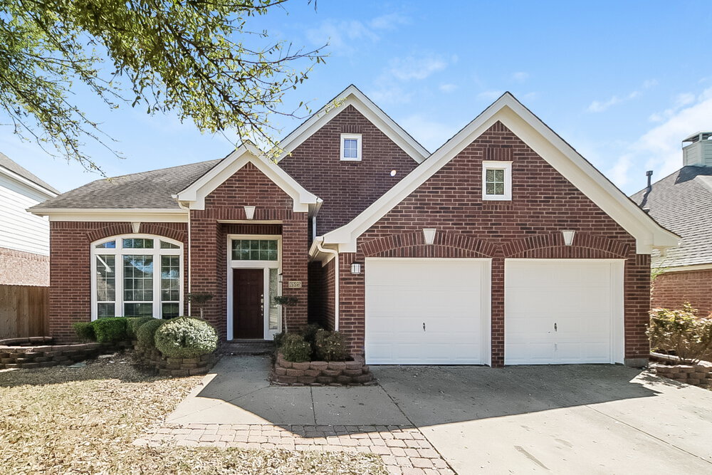 Primary Photo - 4525 Shady Hollow Dr