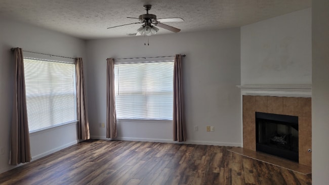 Building Photo - 4211 Washington Blvd