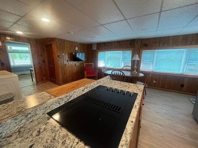 Foto del edificio - 45 Kattelville Rd