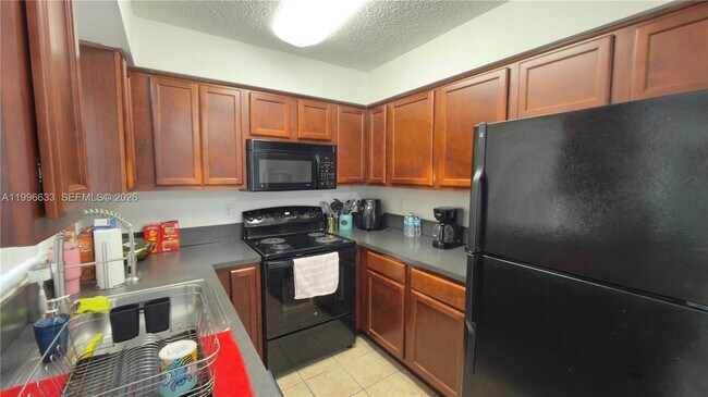 Foto del edificio - 7610 Westwood Dr