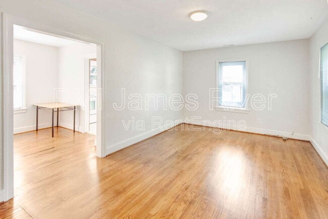 Building Photo - 5006 Caldwell Ave