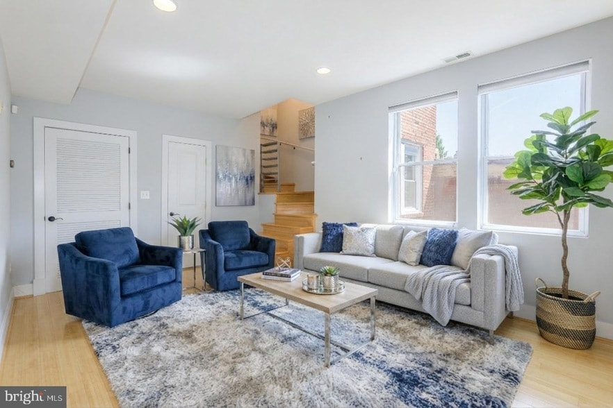 Photo - 1409 G Street NE Unit 23
