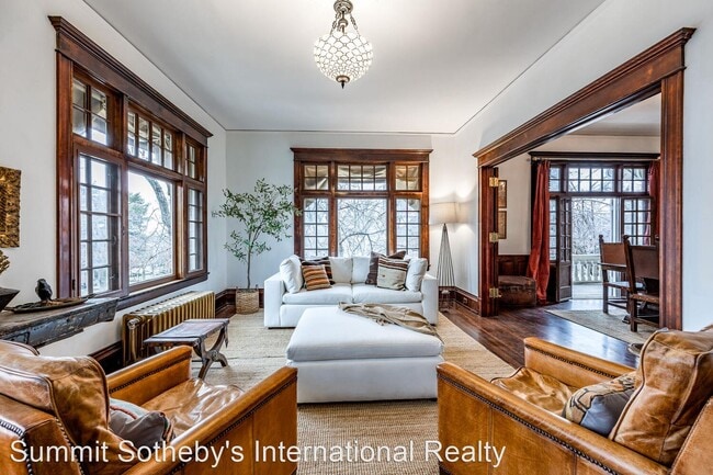 Building Photo - 1 br, 1 bath House - 839 East South Temple...