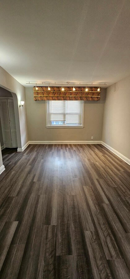 Foto del edificio - 2907 Elgin Ave