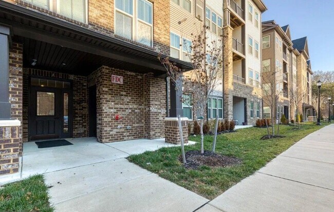 Building Photo - 10020 Ruffian Wy