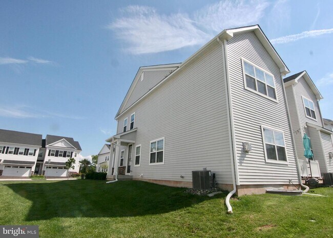 Foto del edificio - 144 Knock Hill Dr