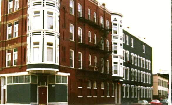 Building Photo - 1444 W. Erie