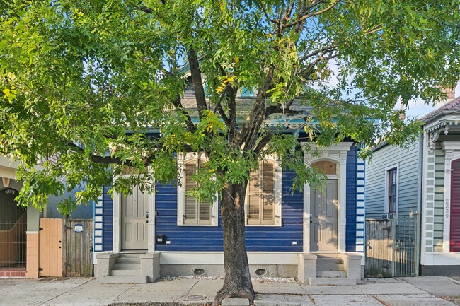 Foto del edificio - 2335 N Rampart St