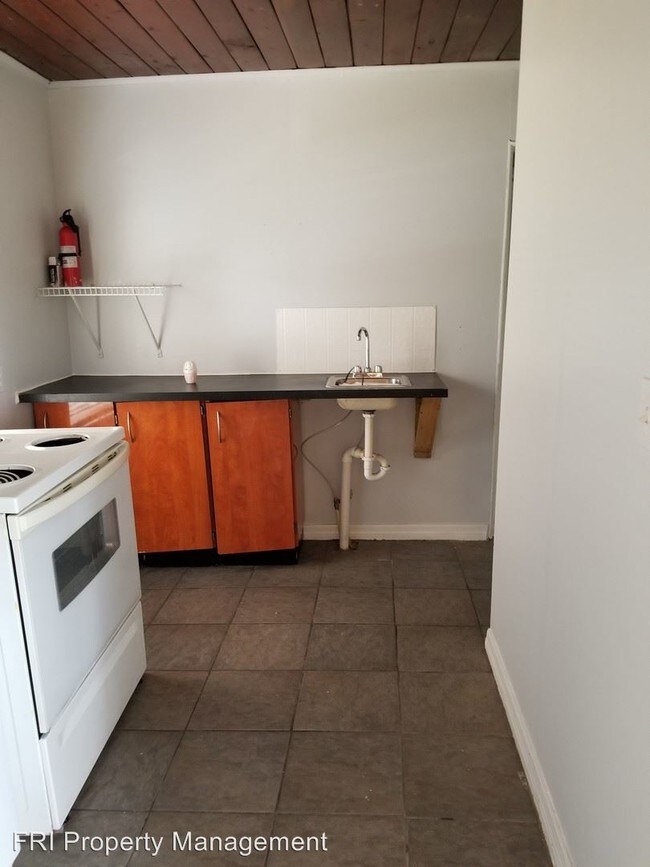 3308 E Mohawk Ave, Tampa, FL 33610 Apartment for Rent in Tampa, FL