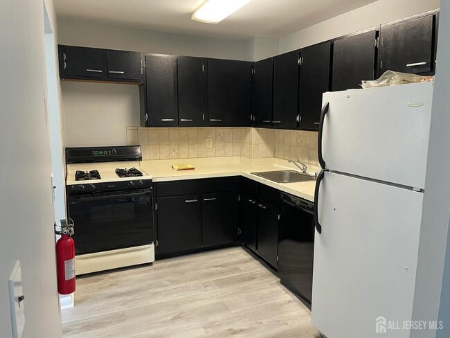 Foto del edificio - 1334 Cricket Ln