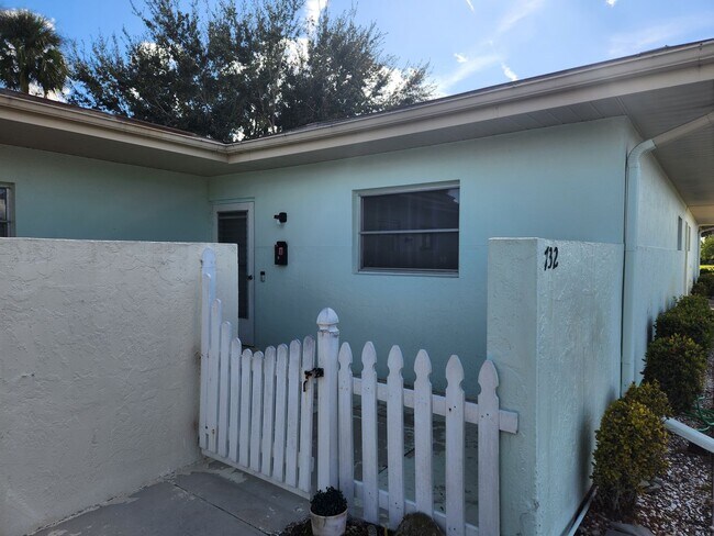 Foto del edificio - Cozy Condo in a 55+ Community