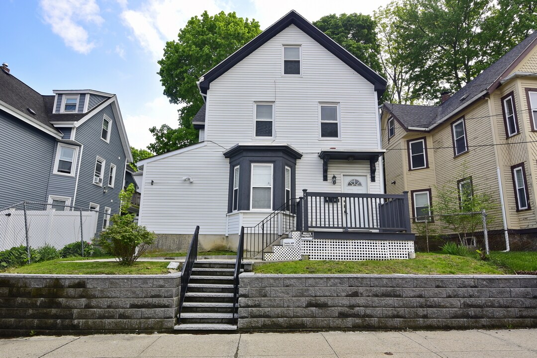 Primary Photo - 43 Rosseter St
