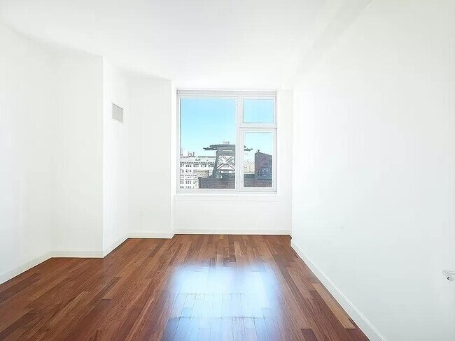 Foto del edificio - 100 Jay St