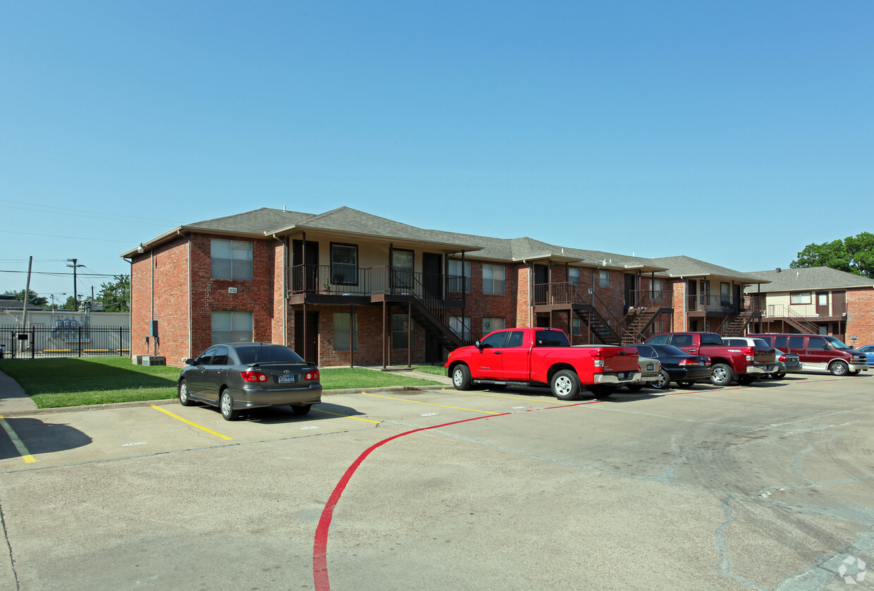 Walnut Creek - Walnut Creek Apartments