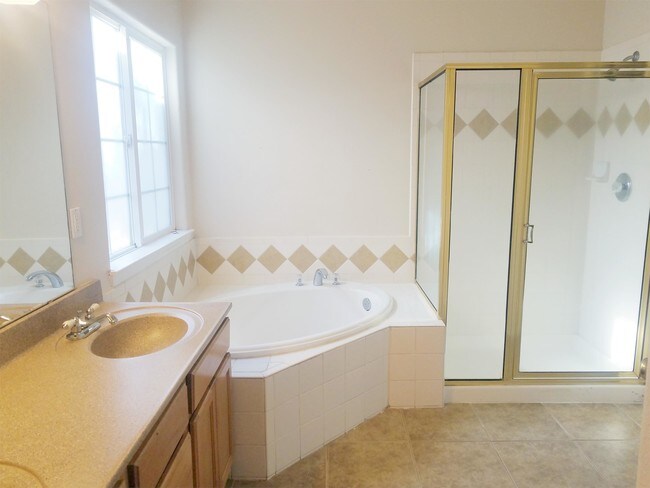 Building Photo - 7315 Inwood Ct NW