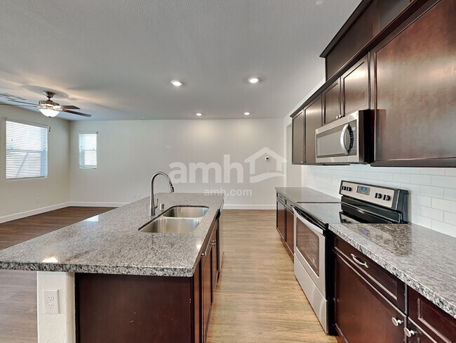 Foto del edificio - 9289 Baylee Bay Court