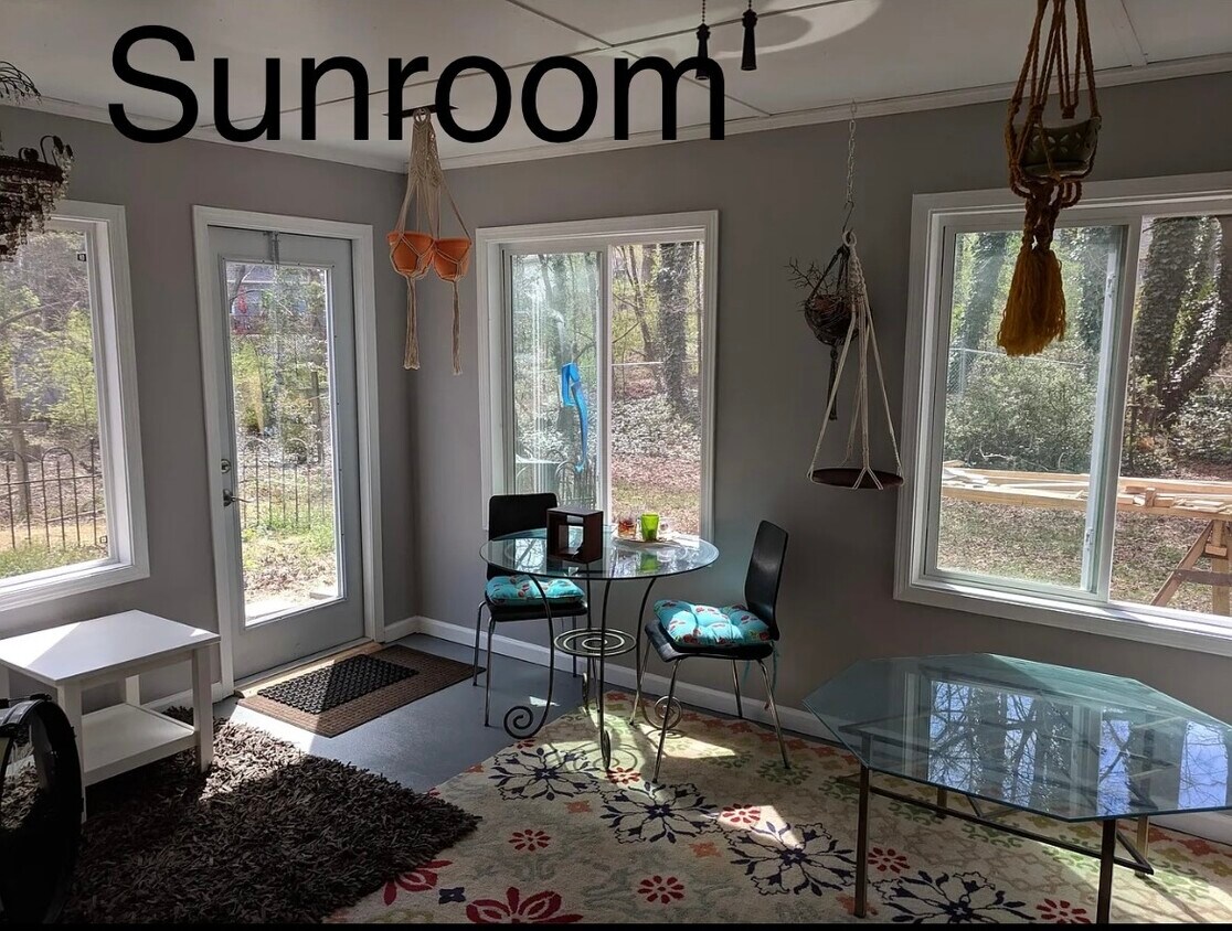 Foto principal - 968 Tyrell Dr