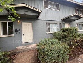 Building Photo - 601 W Dale Ave