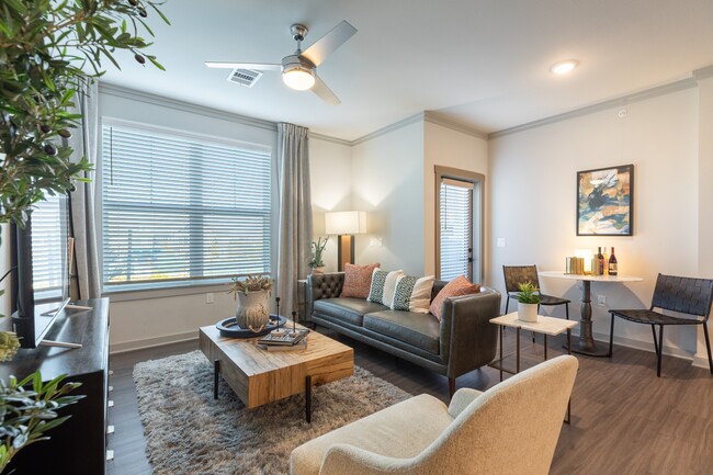 Five810 Southlands, Aurora, CO Living Room - Five810 Southlands