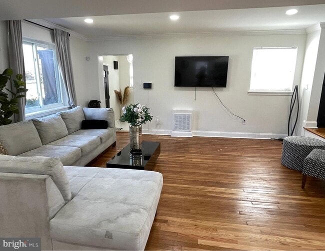 Building Photo - 3506 Cheverly Ave