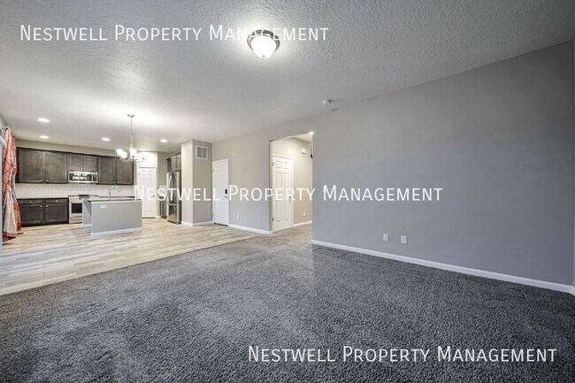 Foto del edificio - 5482 W Tower Arch Ln