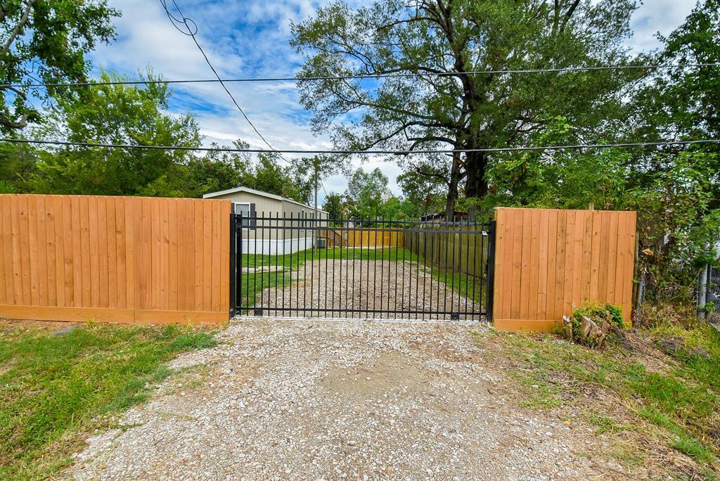 Foto principal - 14352 Haverty Dr