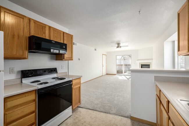 Foto del edificio - 1221 University Ave