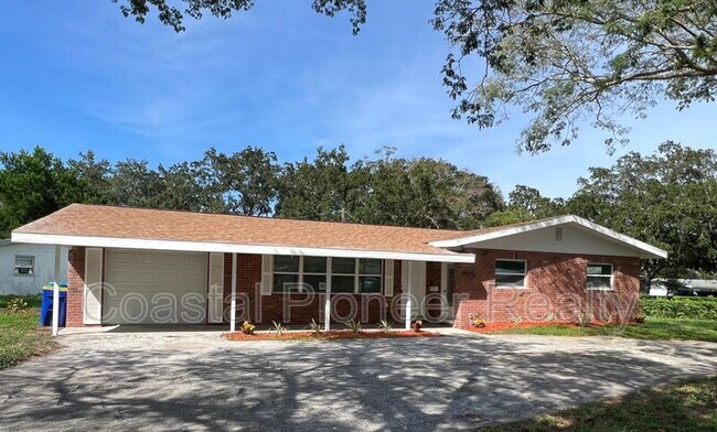 Photo - 10891 99th Pl N House