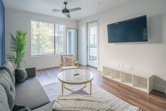 Foto del edificio - 701 W Rio Salado Pkwy