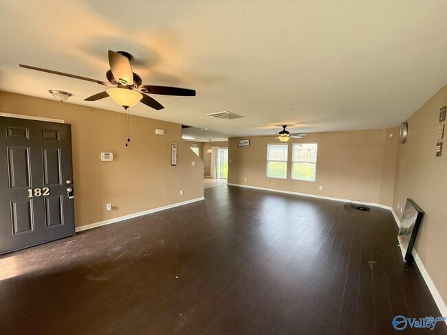 Building Photo - 182 Forestbrook Dr