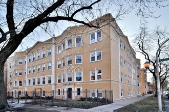 Building Photo - 2061 W Fargo Ave