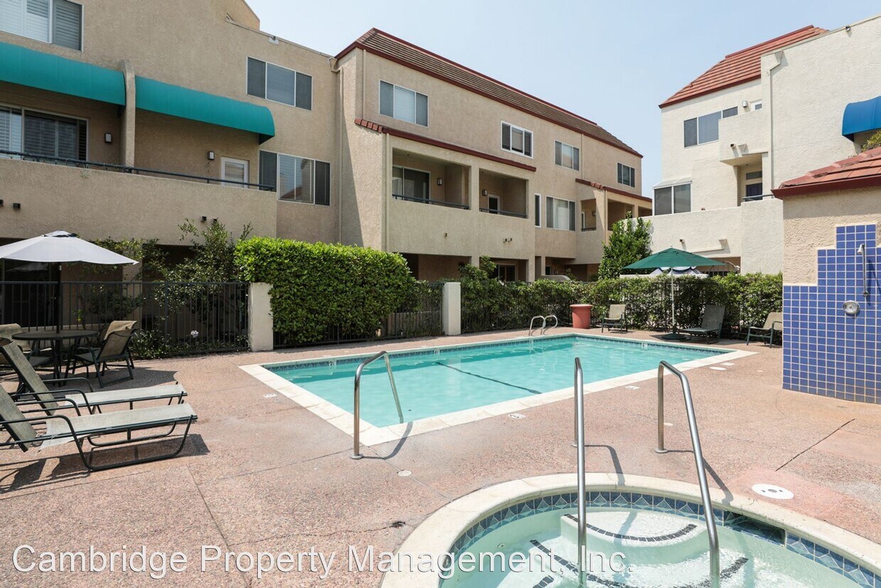 Primary Photo - 2 br, 1.5 bath House - 149 California Ave,...