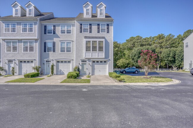 Foto del edificio - Fairfield Townhome