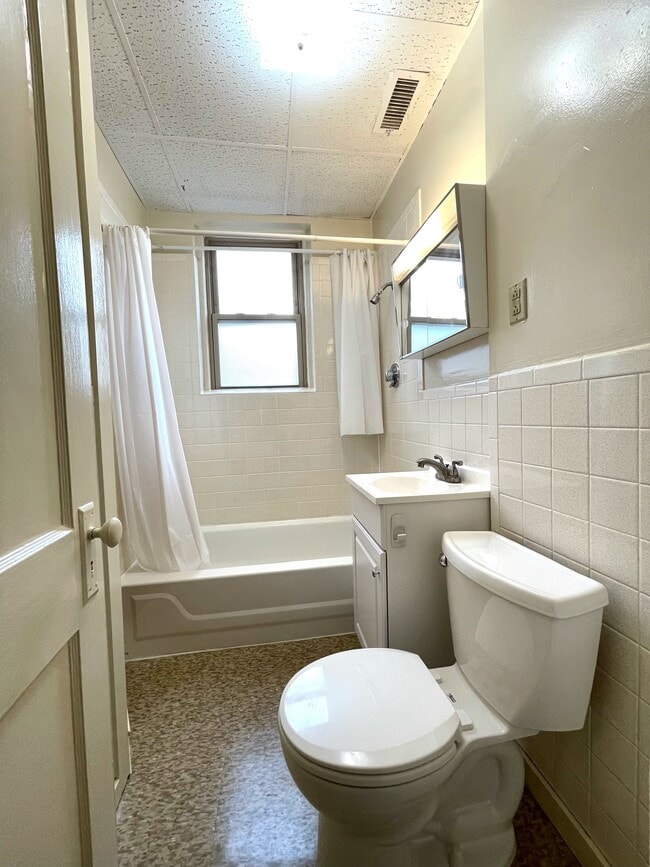 Building Photo - 7 Woodbridge St