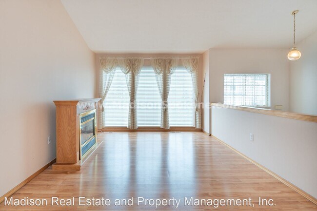 Building Photo - 3 br, 2 bath House - 3128 E 33rd Ave