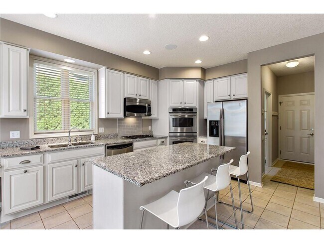 Foto del edificio - 1579 Stoneridge Cir