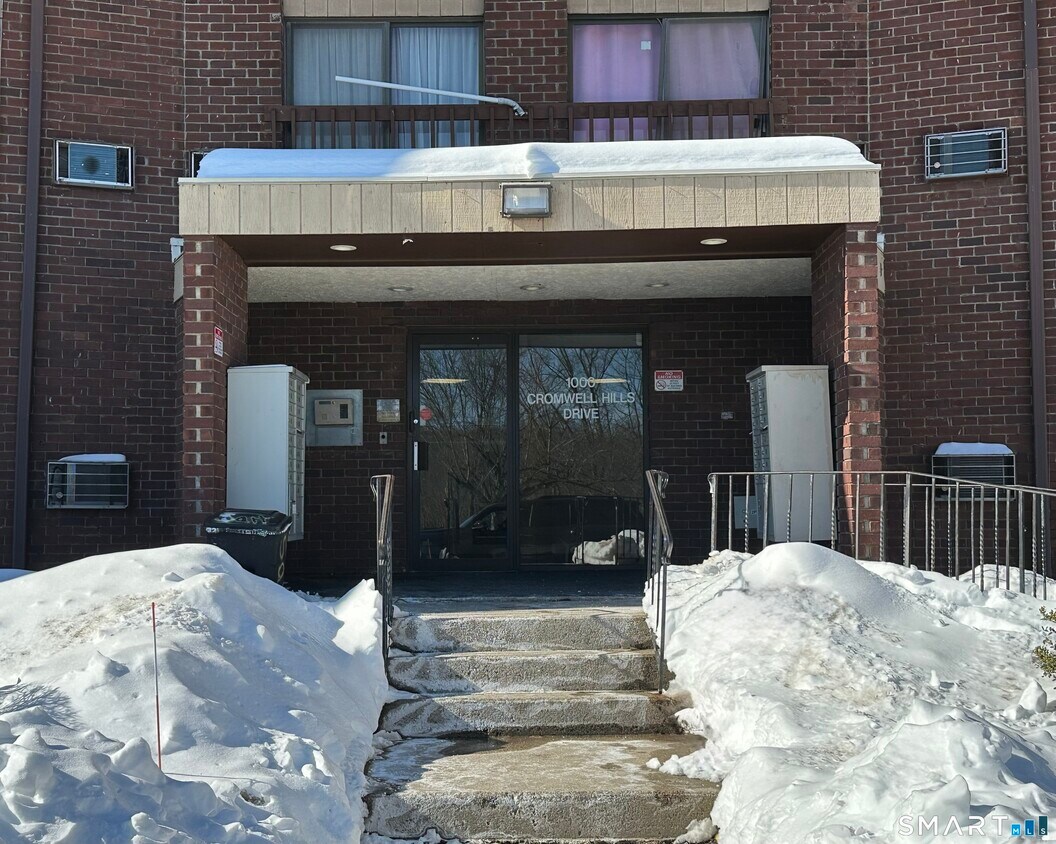 Building Photo - 1312 Cromwell Hills Dr