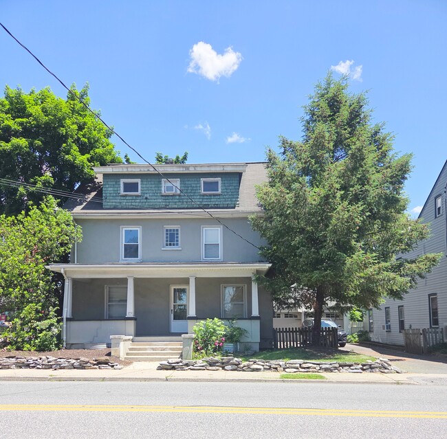 Building Photo - 179 N Main St