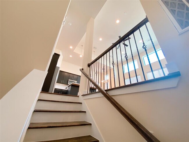 Foto del edificio - 78 N Hutcheson St