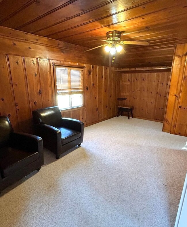 Foto del edificio - 3101 6th Avenue - Charming Studio Unit w/ ...