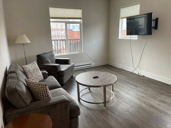 Foto del edificio - FURNISHED 1BED 1BATH APARTMENT - DOWNTOWN ...